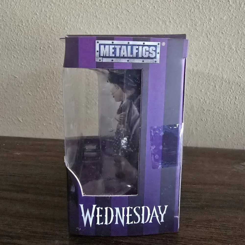 Jada Metalfigs WEDNESDAY Diecast Addams Family Uniform Version Brand new